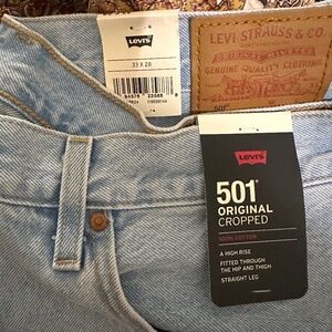 Levi’s 33x28 no stretch 501 ankle